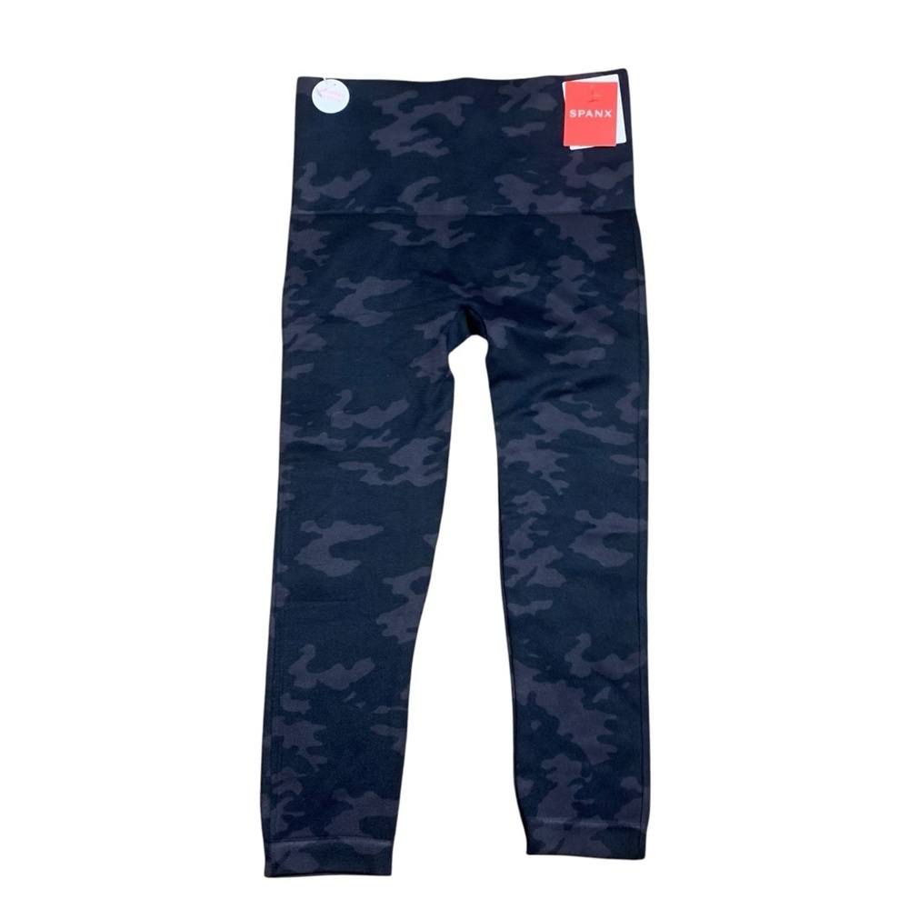 SPANX Black Camo Crop-Length Seamless Leggings Size S